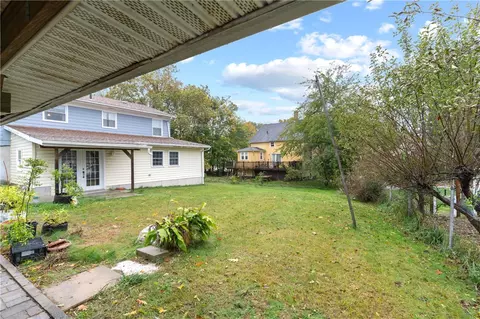 275 Grand St, Woonsocket, RI 02895 photo 33