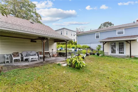 275 Grand St, Woonsocket, RI 02895 photo 31