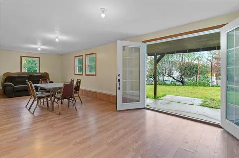 275 Grand St, Woonsocket, RI 02895 photo 24