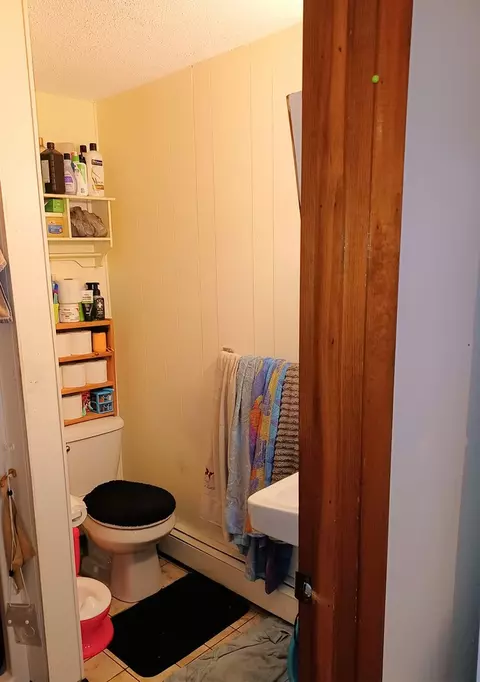231 Greene St, Woonsocket, RI 02895 photo 5