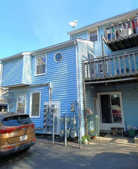 231 Greene St, Woonsocket, RI 02895 photo 2
