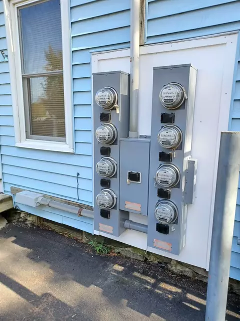 231 Greene St, Woonsocket, RI 02895 photo 19