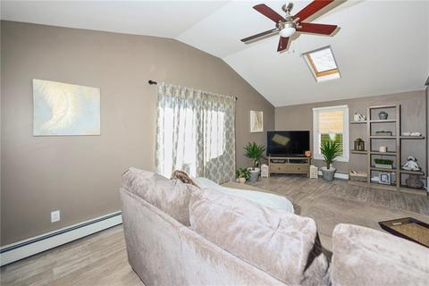 25 Spring St, Westerly, RI 02891 photo 3