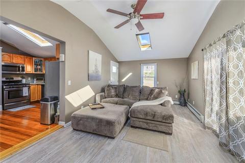 25 Spring St, Westerly, RI 02891 photo 5