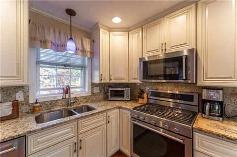 32 Randeau Psge, Westerly, RI 02891 photo 14