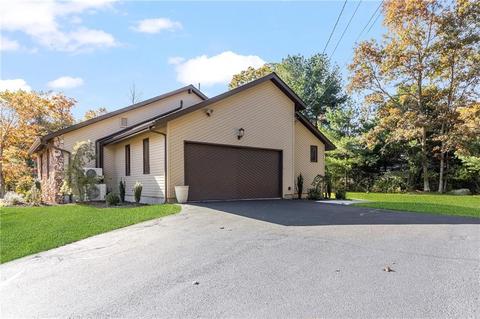 2 Doric Ct, Coventry, RI 02816 photo 49