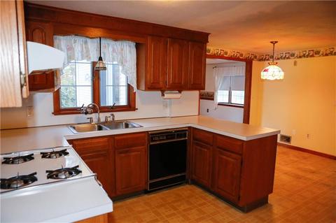 88 Timberline Rd, Warwick, RI 02886 photo 6