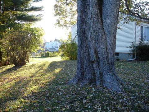 31 Colony Ave, Woonsocket, RI 02895 photo 25