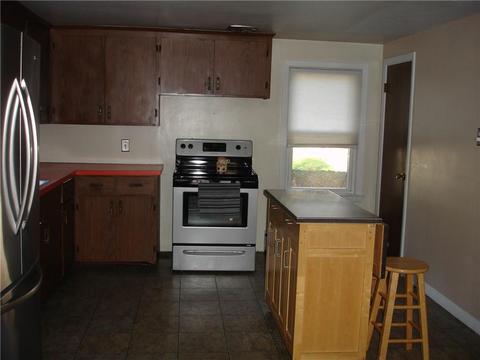 31 Colony Ave, Woonsocket, RI 02895 photo 6
