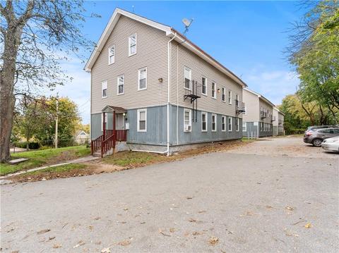 62 Jeffers St, Woonsocket, RI 02895 photo 1