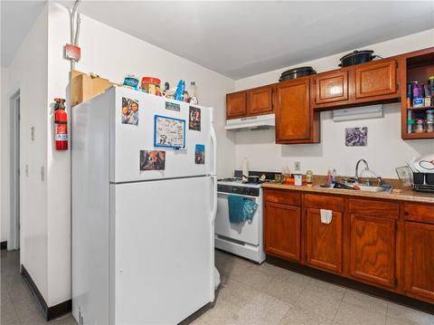 62 Jeffers St, Woonsocket, RI 02895 photo 3