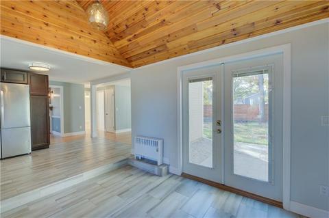 21 Prudence Ct, Warwick, RI 02888 photo 5