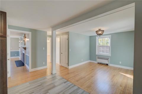 21 Prudence Ct, Warwick, RI 02888 photo 11