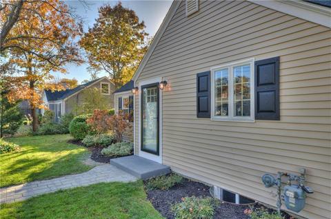21 Prudence Ct, Warwick, RI 02888 photo 29