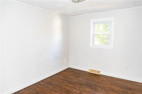 161 Claypool Dr, Warwick, RI 02886 photo 10