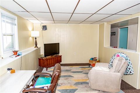 161 Claypool Dr, Warwick, RI 02886 photo 18