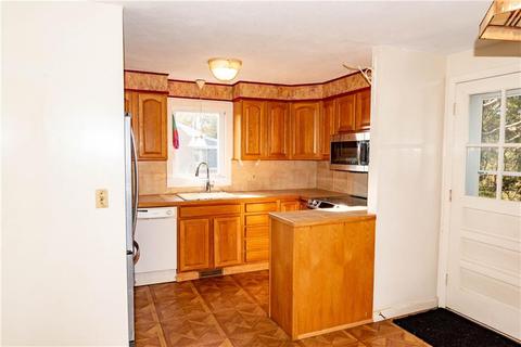 161 Claypool Dr, Warwick, RI 02886 photo 13