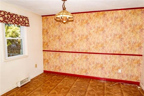 161 Claypool Dr, Warwick, RI 02886 photo 12