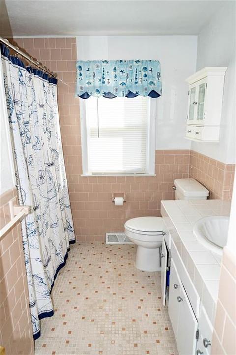 161 Claypool Dr, Warwick, RI 02886 photo 8