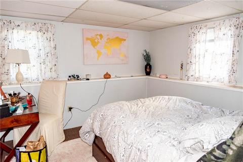 161 Claypool Dr, Warwick, RI 02886 photo 16