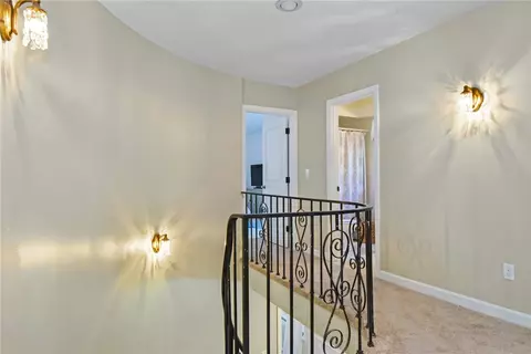 2 Downing Ln, Warwick, RI 02886 photo 30