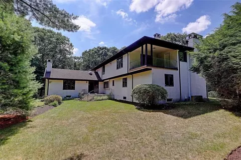 2 Downing Ln, Warwick, RI 02886 photo 42
