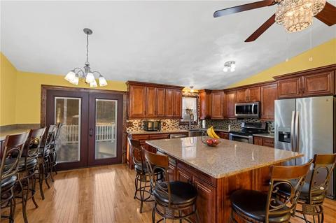900 Broncos Hwy, Mapleville, RI 02839 photo 9