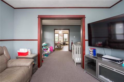 585 Wood Ave, Woonsocket, RI 02895 photo 21