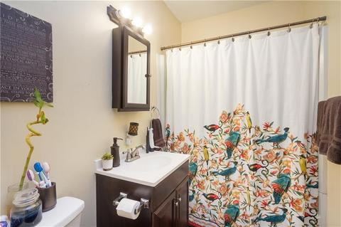 585 Wood Ave, Woonsocket, RI 02895 photo 40