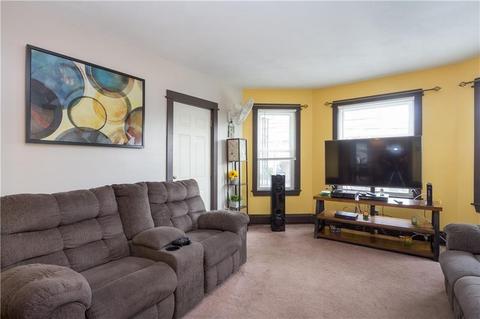 585 Wood Ave, Woonsocket, RI 02895 photo 12