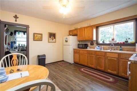 585 Wood Ave, Woonsocket, RI 02895 photo 30