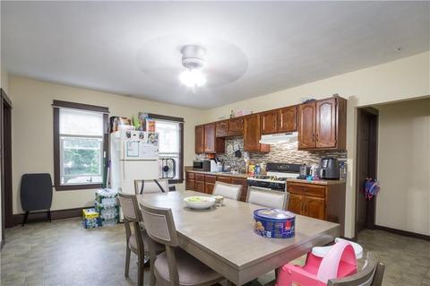 585 Wood Ave, Woonsocket, RI 02895 photo 19
