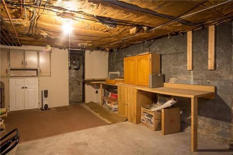 585 Wood Ave, Woonsocket, RI 02895 photo 47