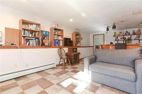 19 Doris Ave, Warwick, RI 02889 photo 16