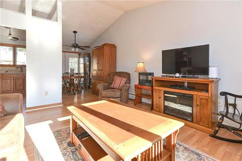 19 Doris Ave, Warwick, RI 02889 photo 3