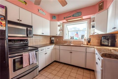 496 Dulude Ave, Woonsocket, RI 02895 photo 5