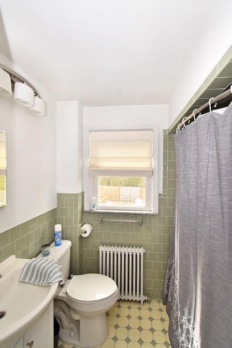 257 Maple St, Warwick, RI 02888 photo 9
