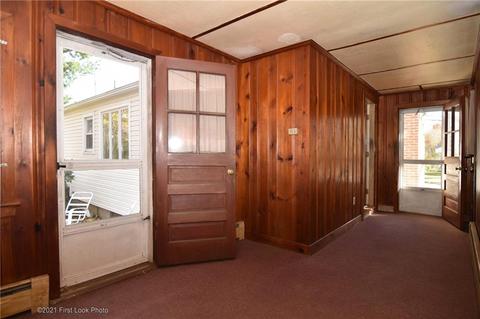 111 Gilbert St, Warwick, RI 02886 photo 21