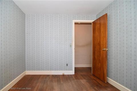111 Gilbert St, Warwick, RI 02886 photo 14