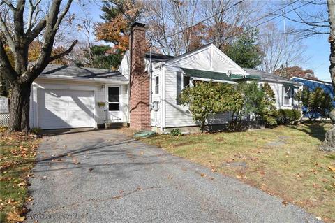 111 Gilbert St, Warwick, RI 02886 photo 2