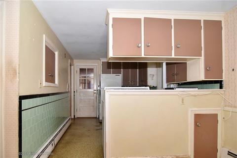 111 Gilbert St, Warwick, RI 02886 photo 19
