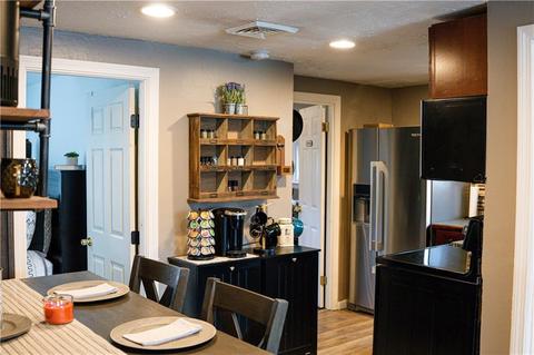 29 Oakside St, Warwick, RI 02889 photo 9