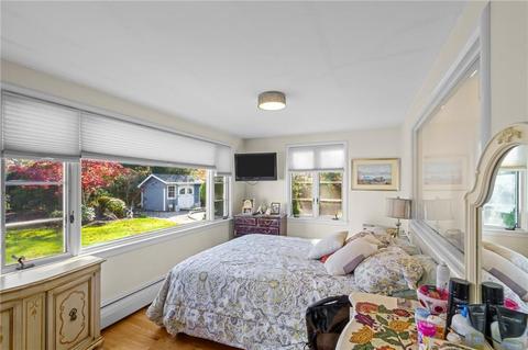 126 Coldbrook Rd, Warwick, RI 02888 photo 19