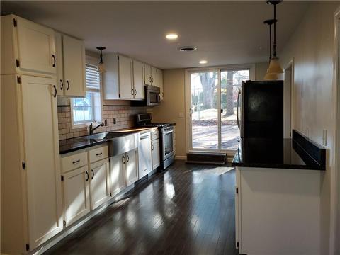 342 Avenue A, Woonsocket, RI 02895 photo 4