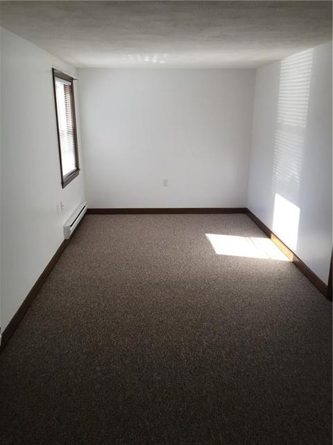 2 Lanphear St, West Warwick, RI 02893 photo 8