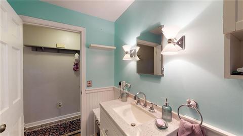 23 E Shore Dr, Exeter, RI 02822 photo 8