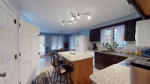 23 E Shore Dr, Exeter, RI 02822 photo 2