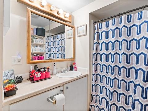213 High St, Woonsocket, RI 02895 photo 7