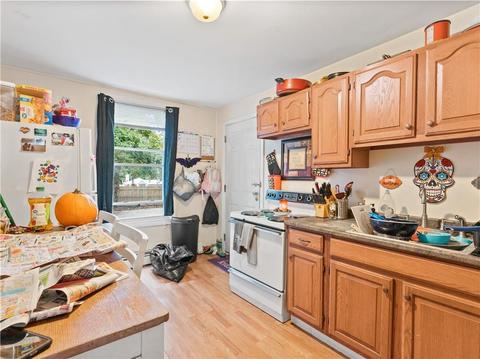 213 High St, Woonsocket, RI 02895 photo 3