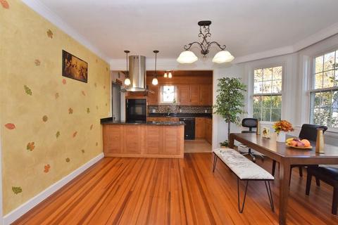 381 Blackstone St, Woonsocket, RI 02895 photo 6